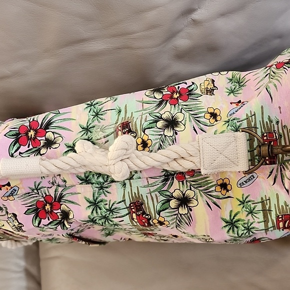 Joe Boxer Women's Beach Tote/Backpack New - Picture 4 of 8